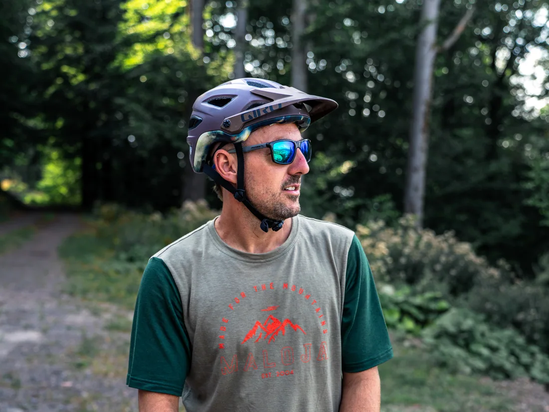 Mitarbeiter von Fahrrad Schmidt auf dem Trail